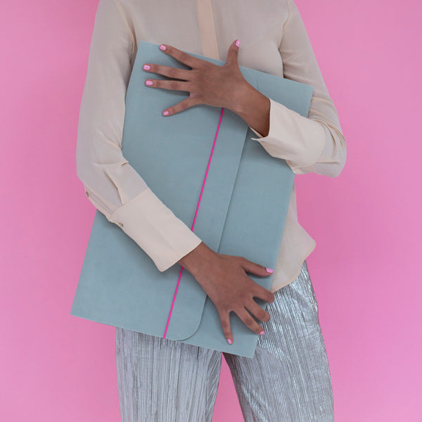 x Art Bag (2 colour variations)